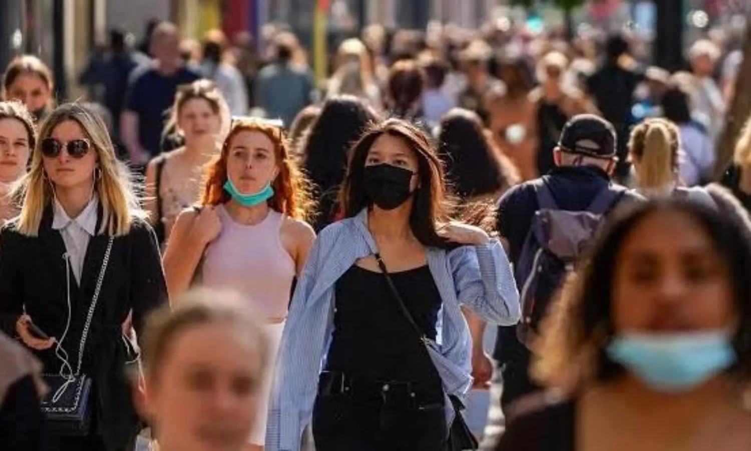 CDC recommends fully vaccinated to wear masks indoors amid Delta surge