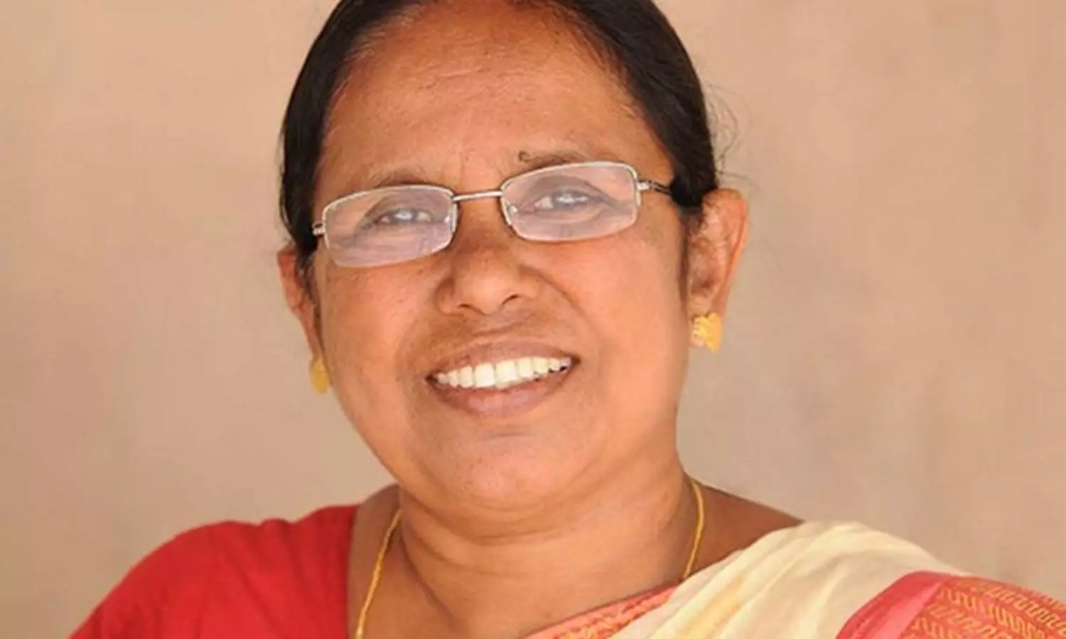 Livelihood vs lockdown: ex-ministers point for Kerala