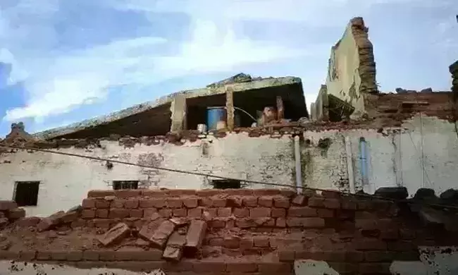 Barrack wall collapses in Madhya Pradesh jail, 22 prisoners injured