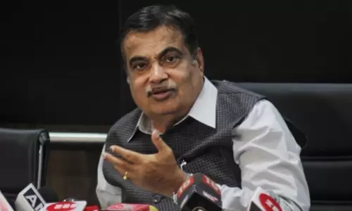 Gadkari emphasises on roll-out of Flex-Fuel Vehicles within a year