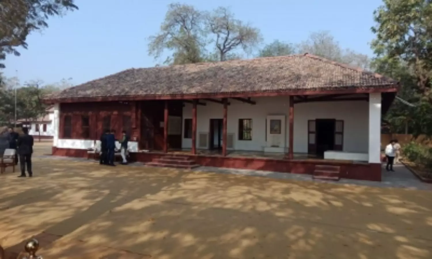 Eminent persons oppose   Sabarmati Ashram redevelopment plan, call it "an attempt to take over Gandhian institutions"