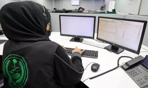 Saudi Arabia appoints women to senior positions at Two Holy Mosques for first time
