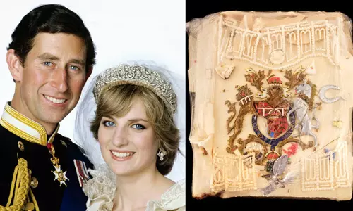 Icing from Charles and Dianas wedding cake sells for £1,850