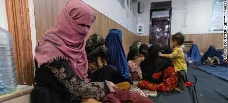 Burqa not mandatory for women but wear hijab for security, says Taliban