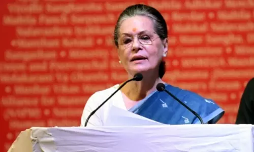 Sonia Gandhi meets with 19 Opposition leaders; SP, BSP, AAP skip event