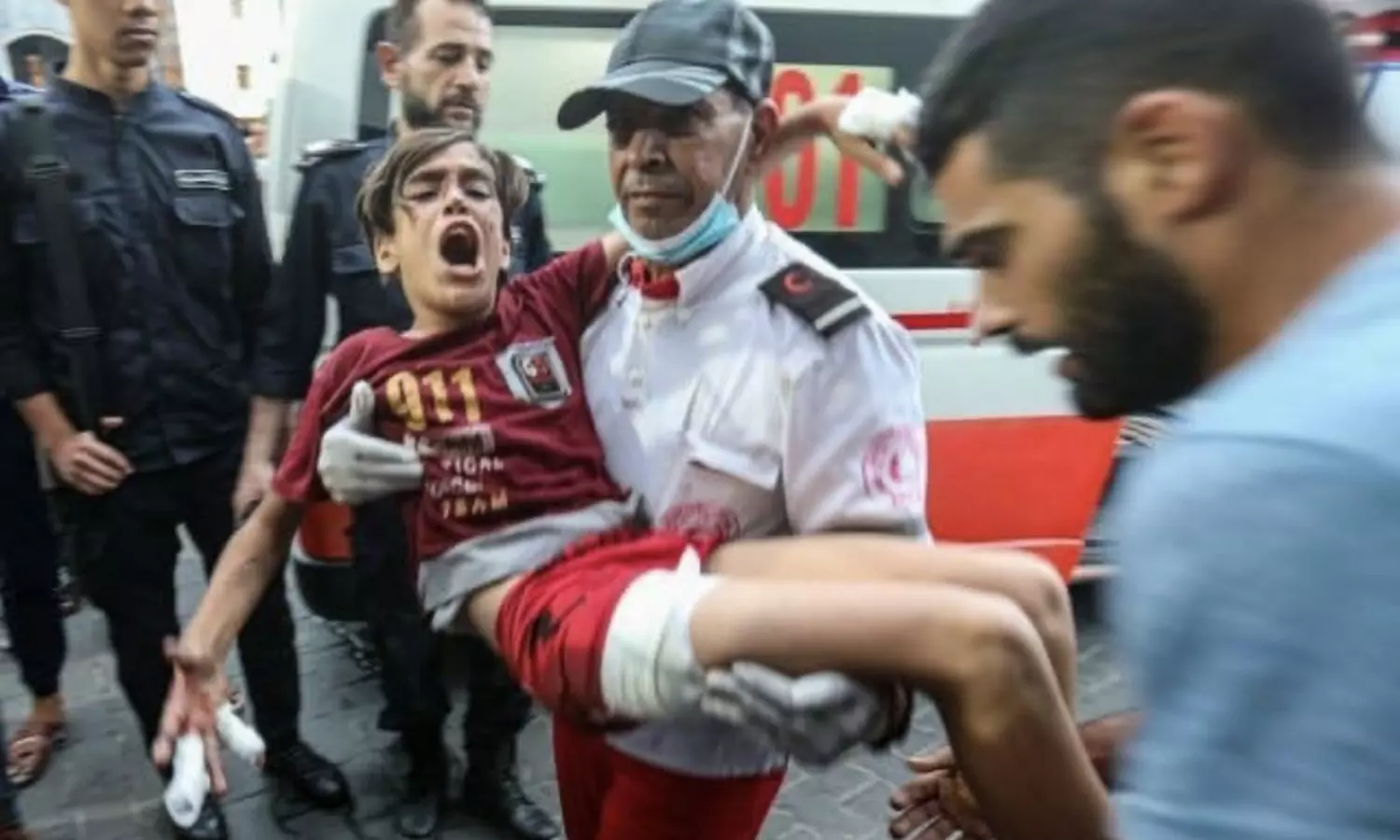 Over 40 protesters injured as Israel raids Gaza, fires at Palestinian protesters