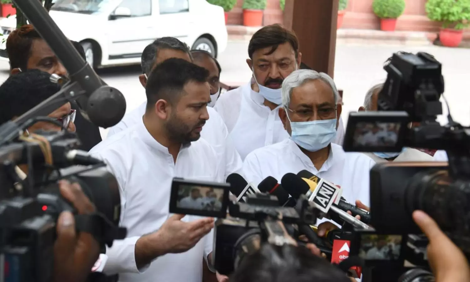 Nitish Kumar, Tejashwi Yadav meet PM Modi demanding caste census