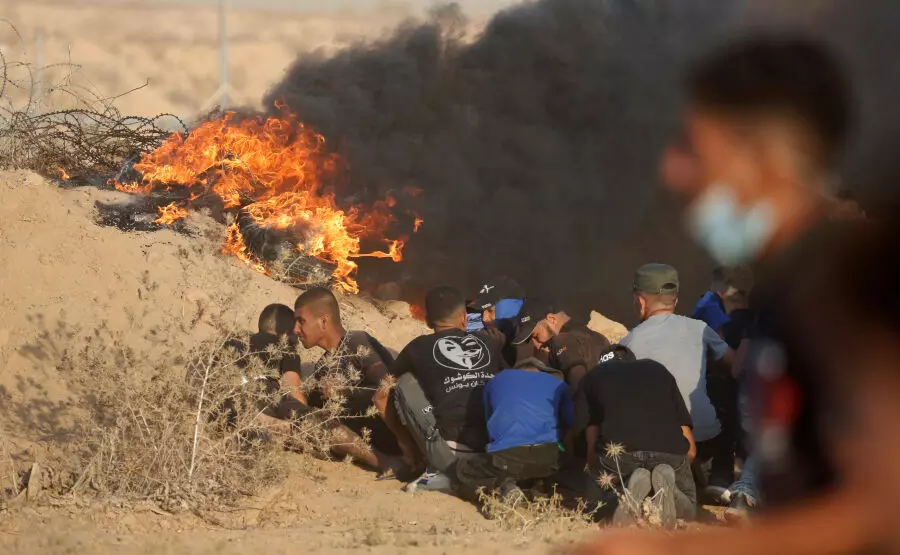 Gaza border clash: Palestinian boy shot by Israeli soldiers dies