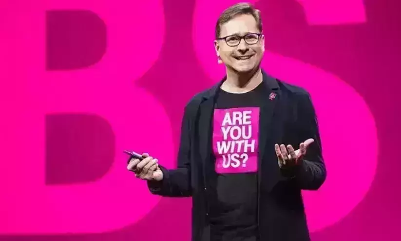 T-mobile CEO apologises for data leak of subscribers