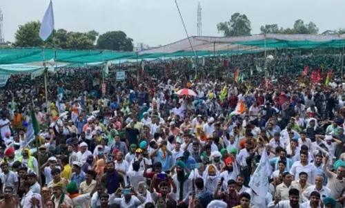 Farmers meet with Karnal DC inconclusive, protesters march towards mini-secretariat