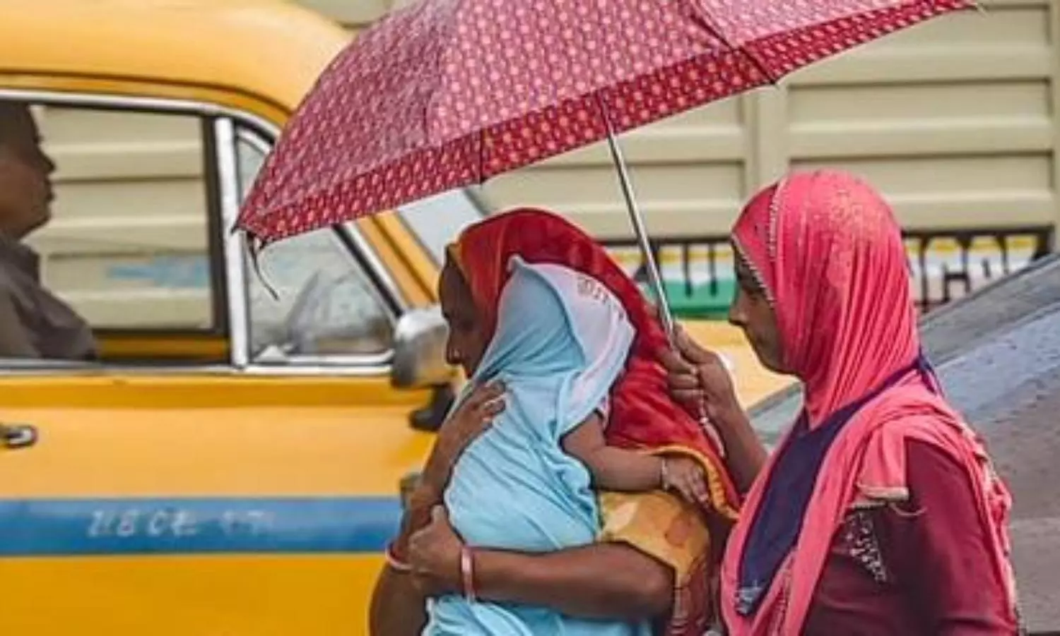 30,570 fresh Covid cases in India, 12.4% higher than yesterday