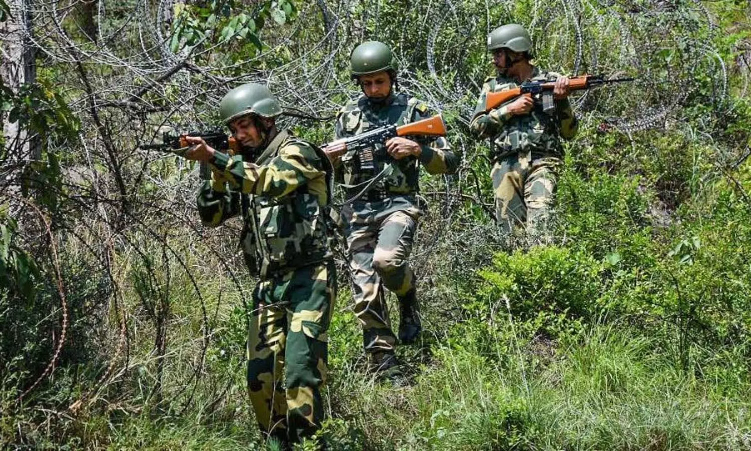 Mobile, Internet services suspended to deflect infiltration attempt in Kashmirs Uri sector
