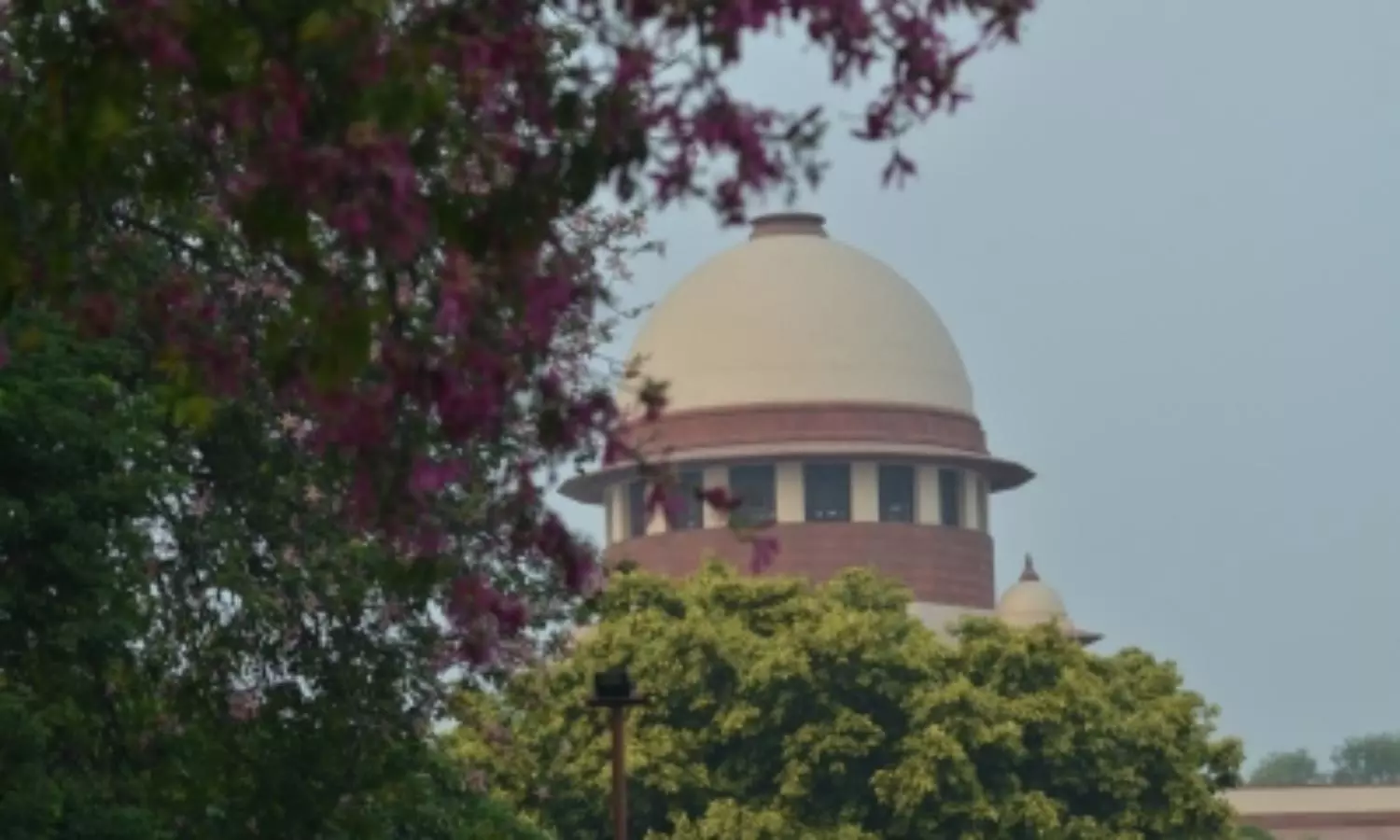 Cant allow change on date of birth at fag end of career: SC