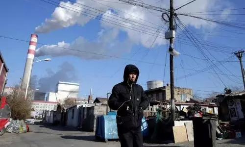 Chinese city in semi shutdown amid new covid outbreak worry