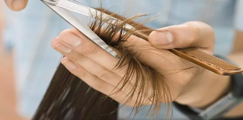 Model to get Rs 2 crore compensation from ITC Maurya for wrong haircut, treatment