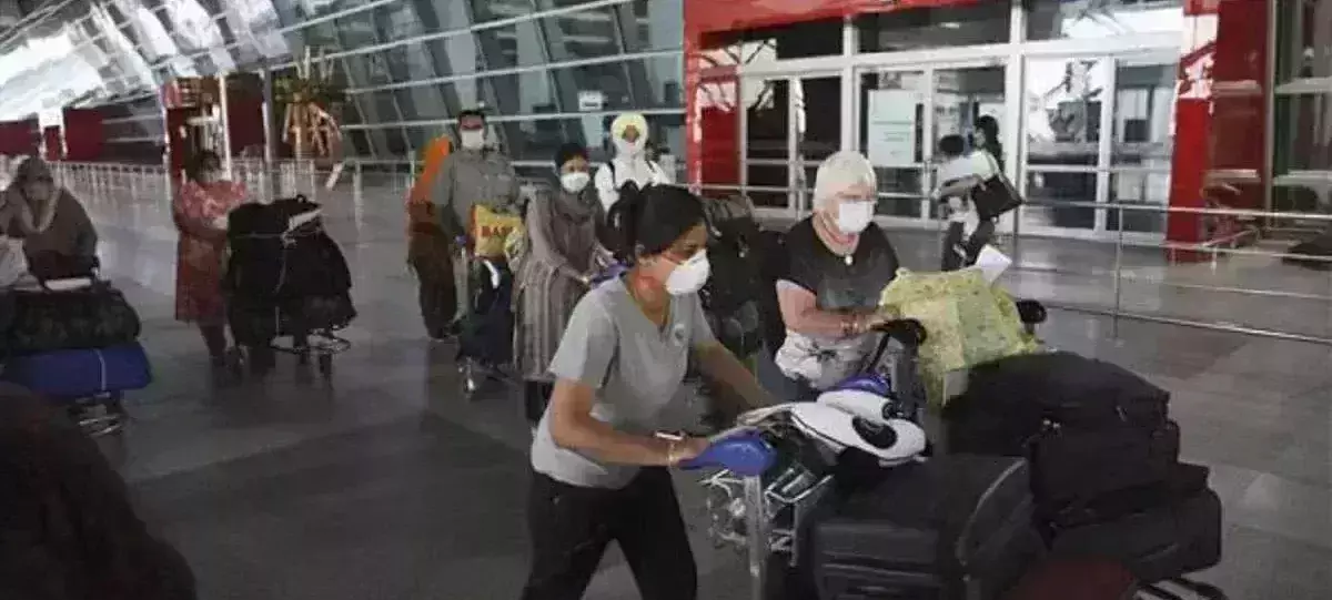 India slaps back with 10 days quarantine rule for UK nationals