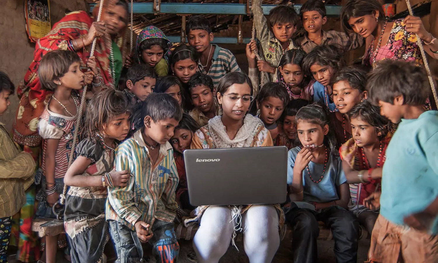 SC flags concerns over economically weaker students education