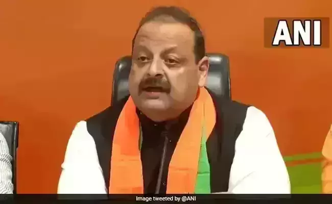 NCP leaders Devender Rana and Surjit Singh Slathia join BJP