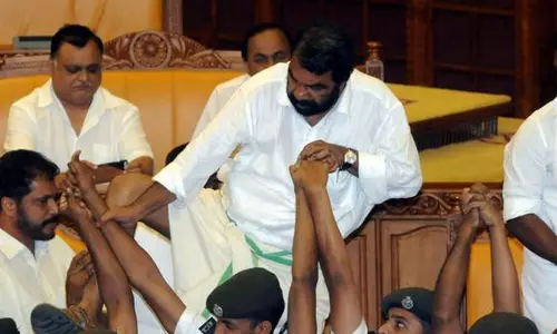 Kerala HC declines to stay vandalism case; huge setback for Sivankutty