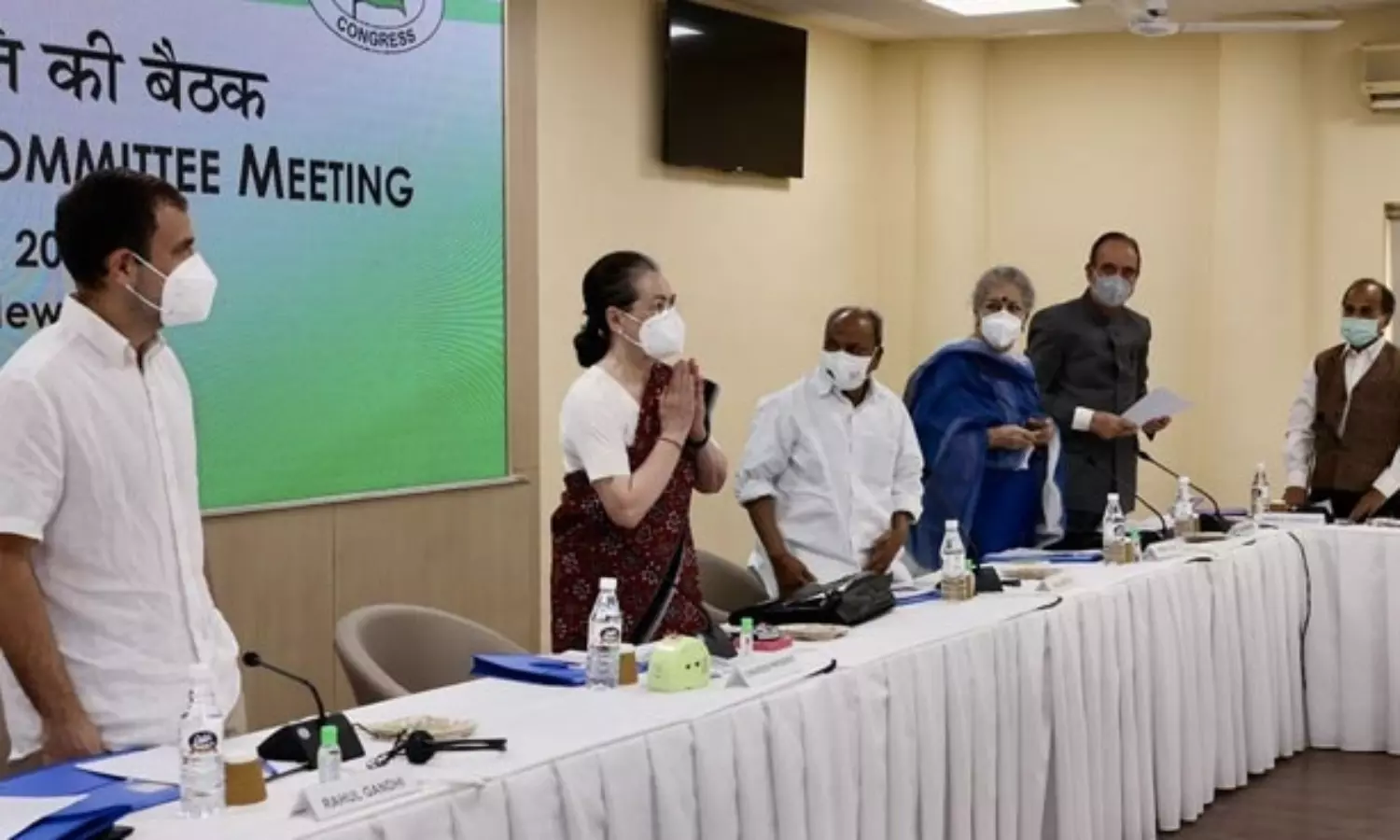 I am hands-on president, you can talk to me directly: Sonia Gandhi to Cong workers