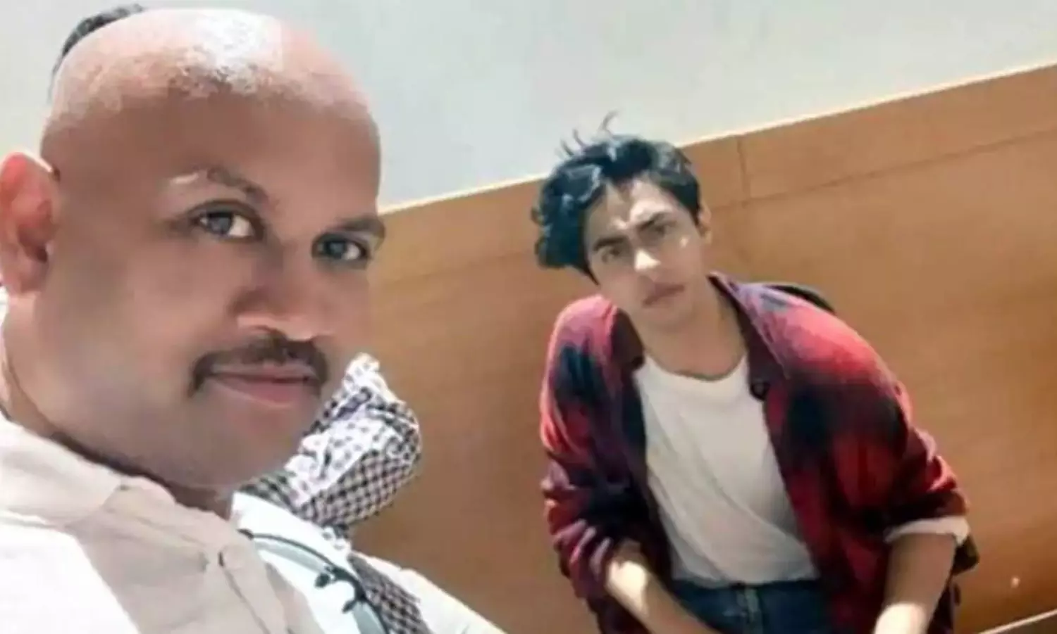 Assistant of wanted Pvt detective in Aryan Khan selfie arrested