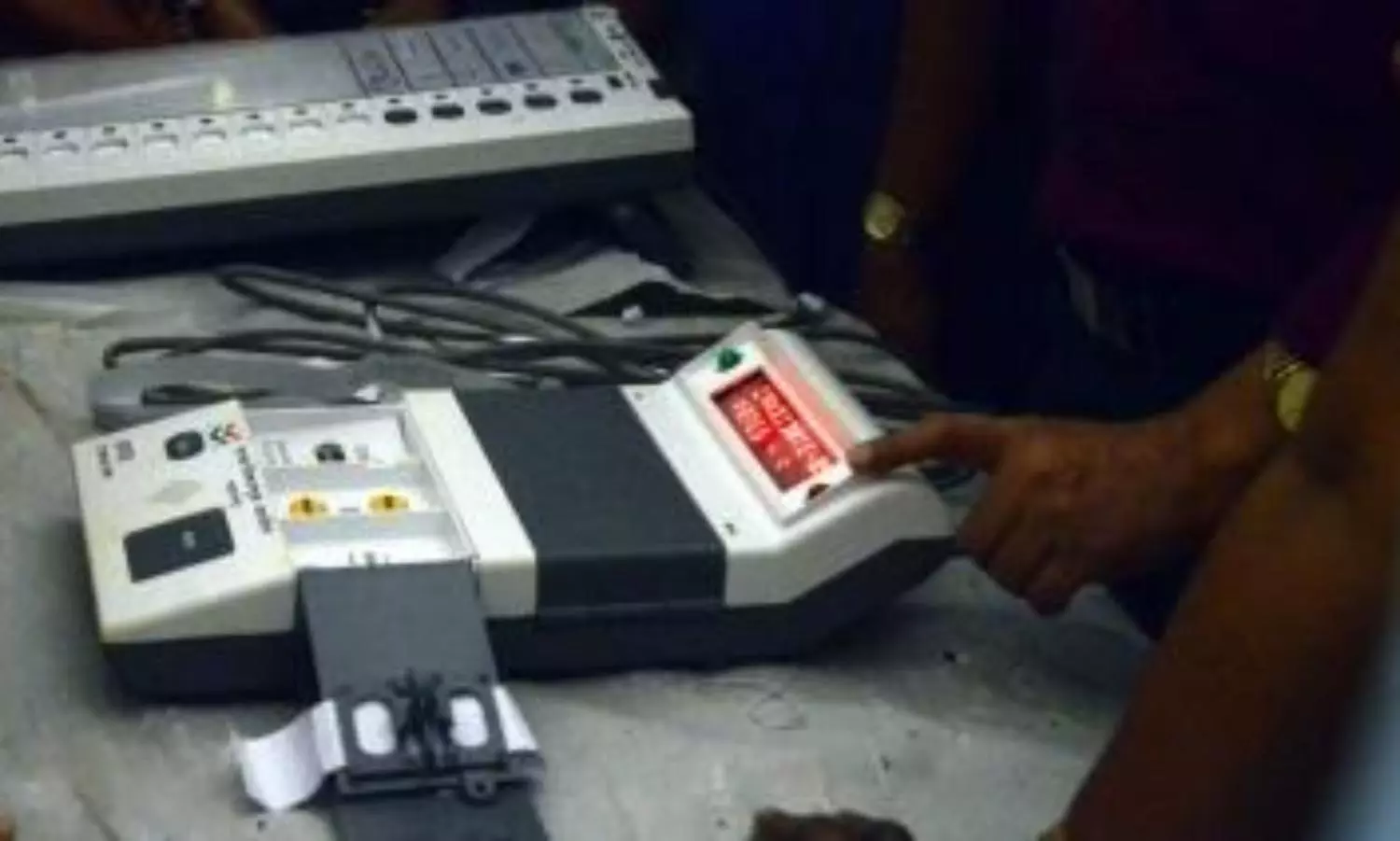 Two held in Bihar for making fake voter IDs, two dummy EVMs seized