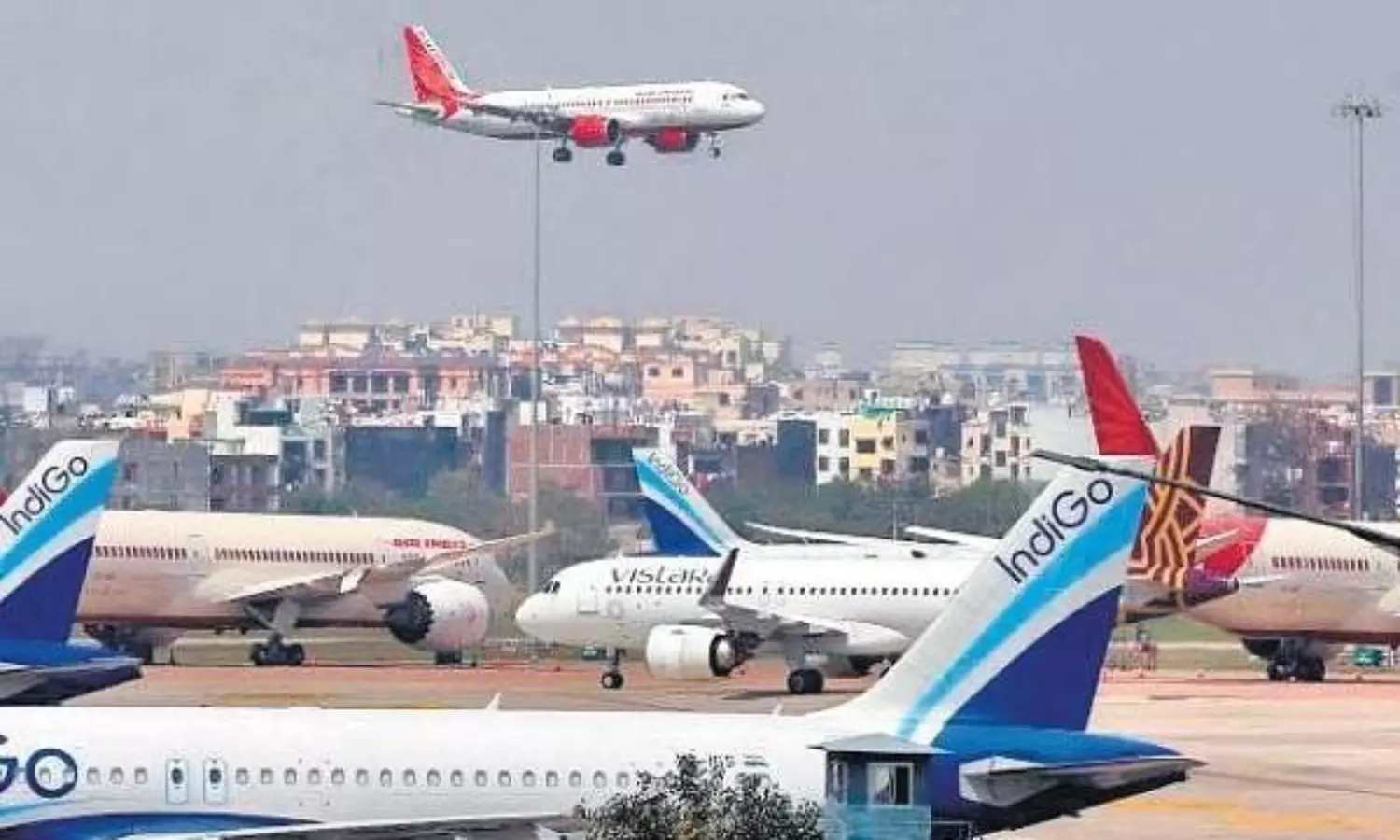 India extends ban on international flights to November 30 with some exceptions