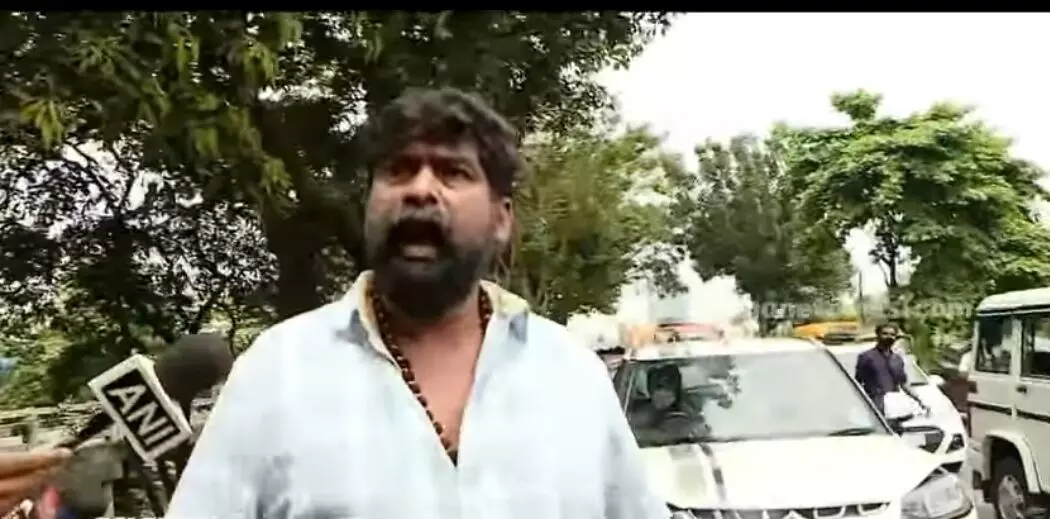 Actor Joju George clashes with Congress workers during protest in Kochi