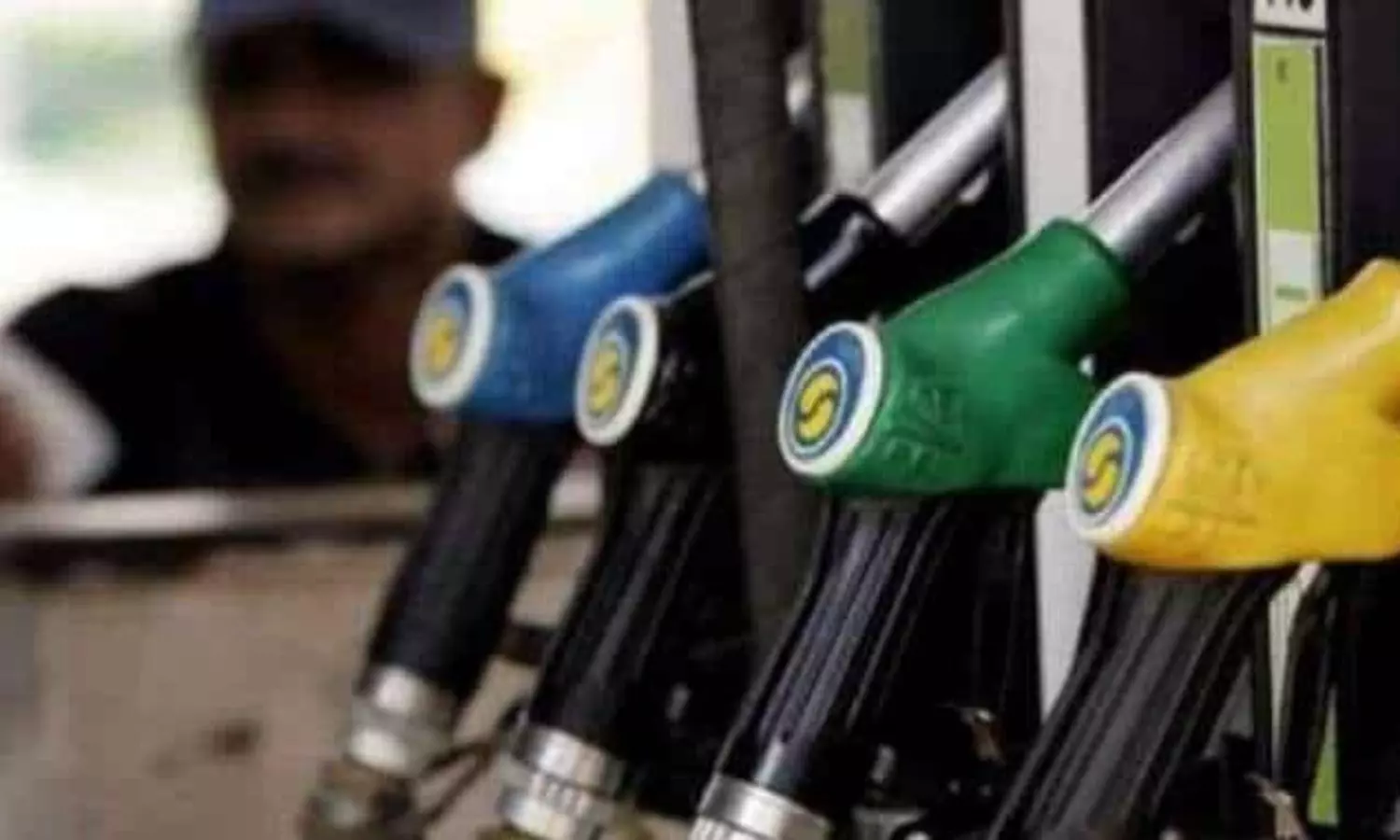 Centre cuts fuel prices under pressure, extra cuts in BJP ruled states