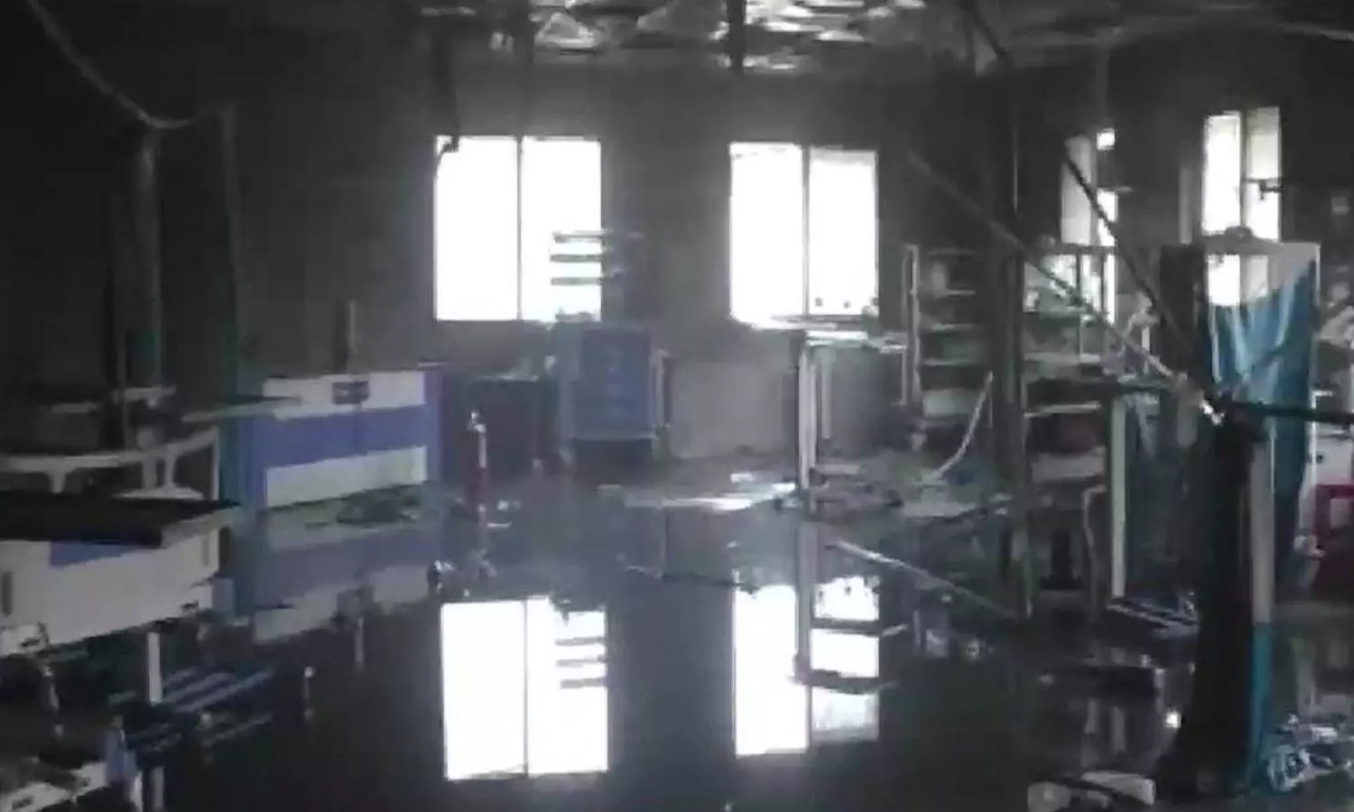 10 Covid patients killed in fire at ICU of Maharashtra hospital