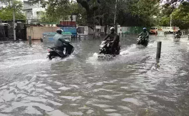 Tamil Nadu, Andhra likely to experience extremely heavy rainfall on November 10,11: IMD