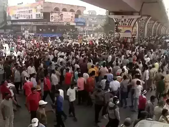 Shops, properties destroyed in Amravati, Sena leader calls BJP enemy of Maharashtra Shops, properties destroyed in Amravati, Sena leader calls BJP enemy of Maharashtra