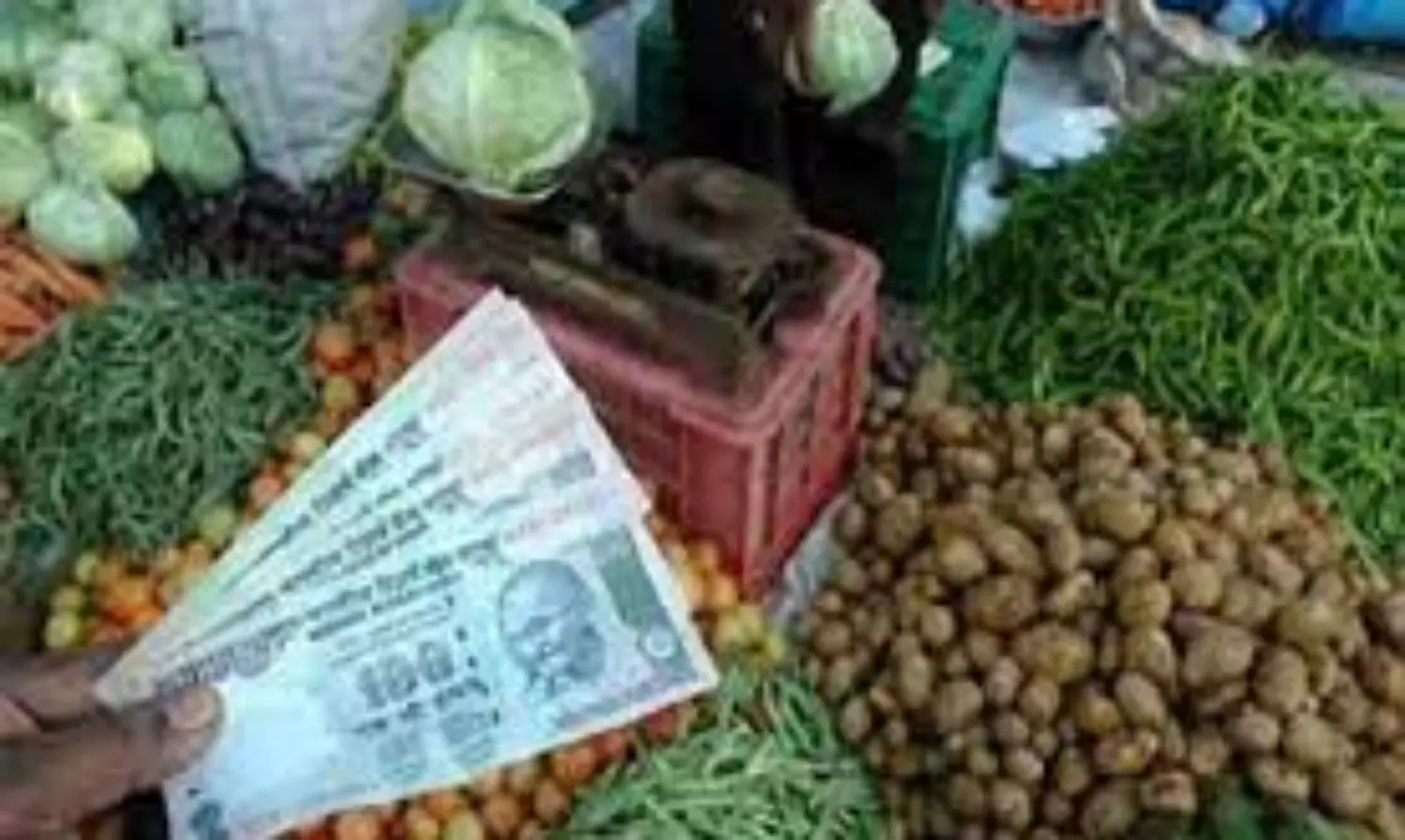 Indias retail inflation shows tad up in Oct due to high fuel cost