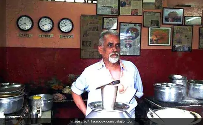 Famed tea stall owner, who traveled the world with his wife, dies