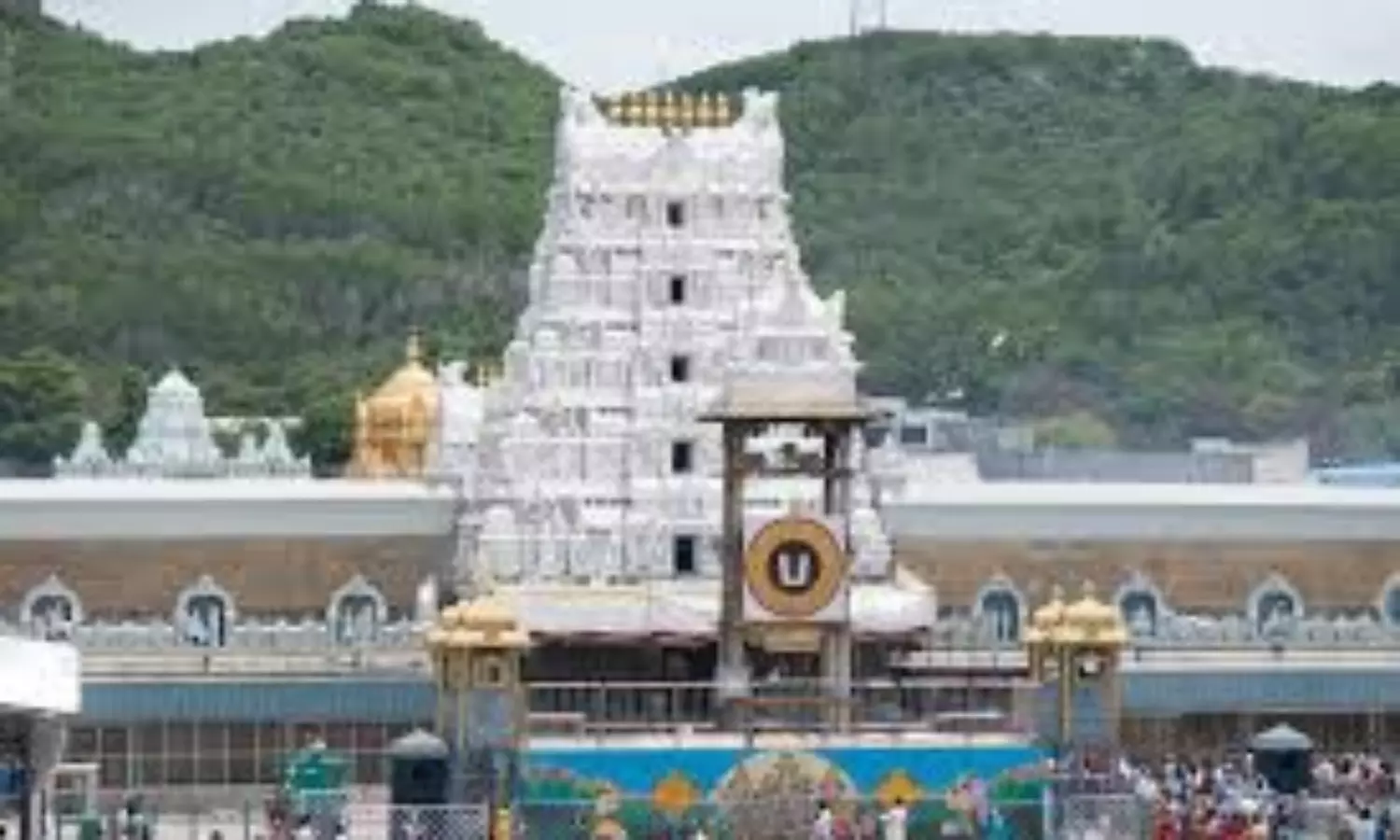 Tirumala shrine closed after unprecedented heavy rains