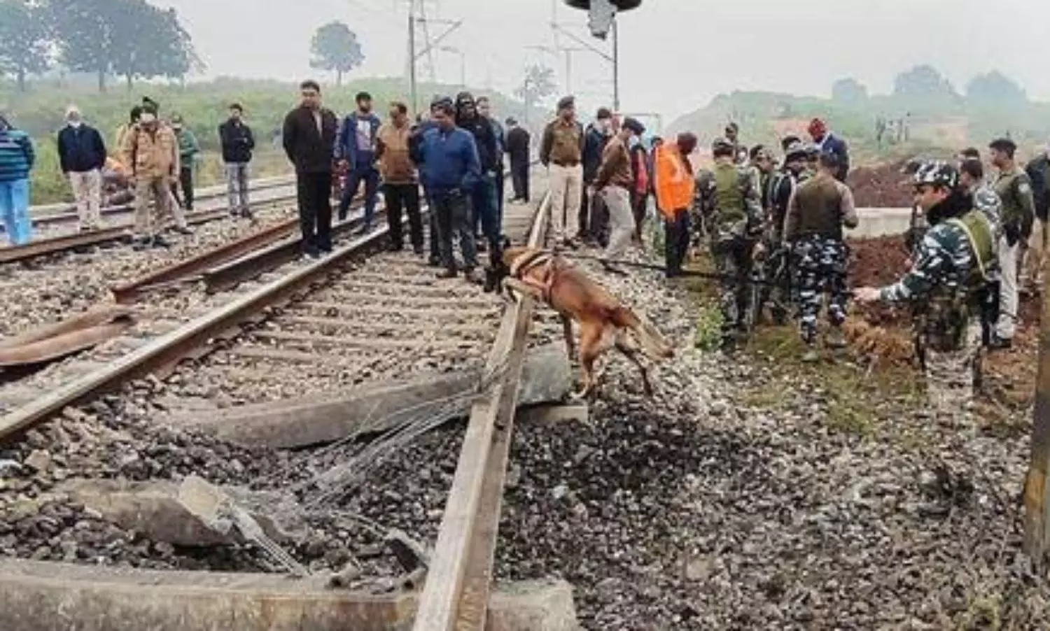 Maoists bomb train track in Jharkhand