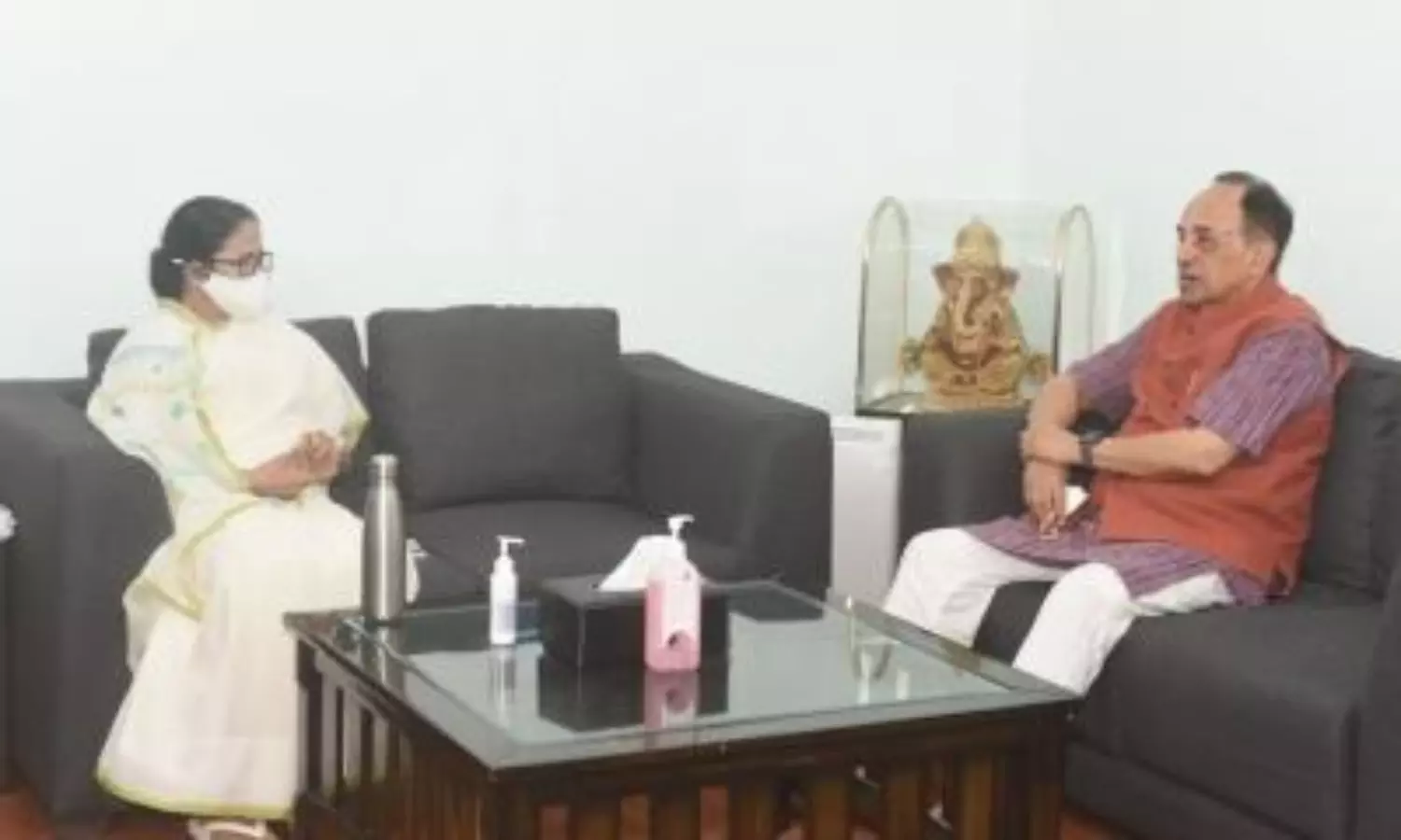Subramanian Swamy denies rumours of joining TMC after Mamata meet