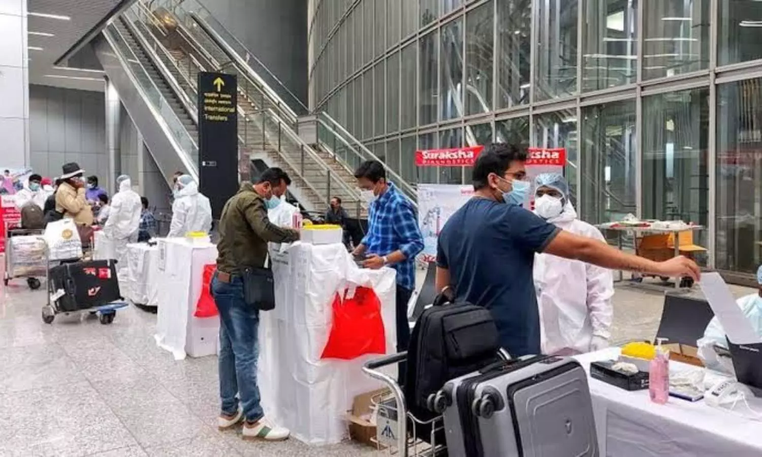 Karnataka intensifies checking after South African returnees test positive for Covid-19