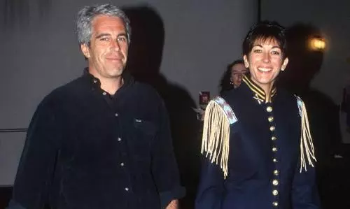 Trial of Epstein right-hand Ghislaine Maxwell begins, accused of grooming vulnerable children