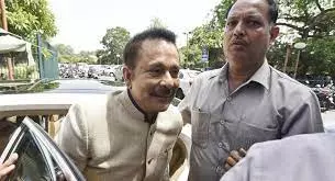 Supreme Court puts aside Patna HC order summoning Subrata Roy