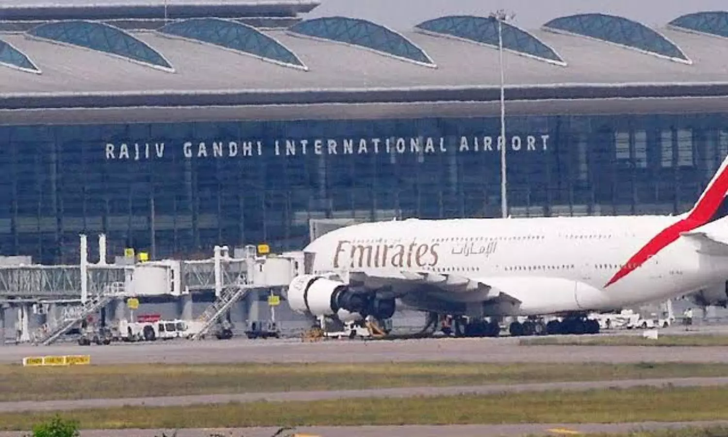 Omicron may halt Indias plans to open up international flights