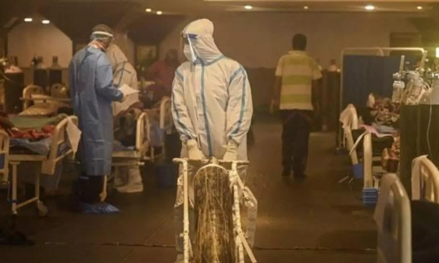 India logs 8,306 new Covid-19 cases, 6.6% lower than yesterday