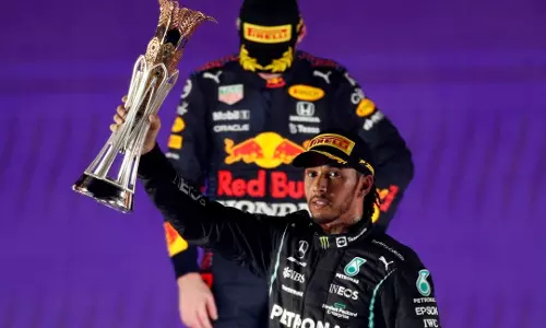 Formula One: Lewis Hamilton wins chaotic Jeddah Grand Prix