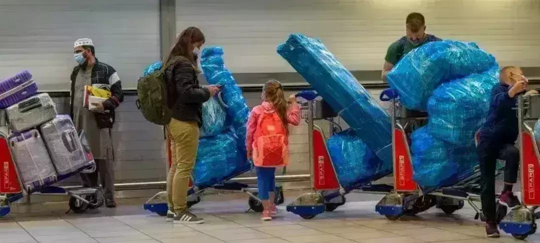 WHO slams countries that continue to block direct flights from Southern Africa amid Omicron scare