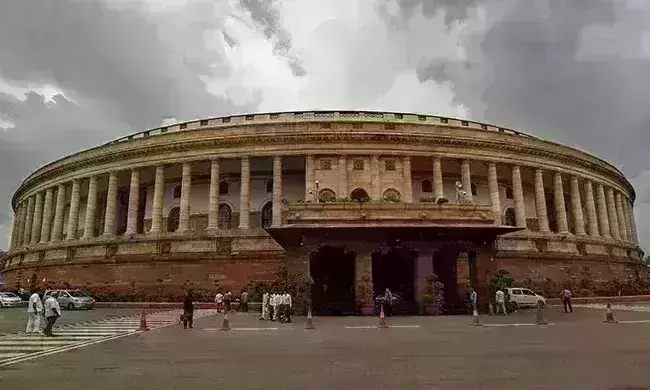 TRS to move privilege motion on Modis Andhra bifurcation remarks