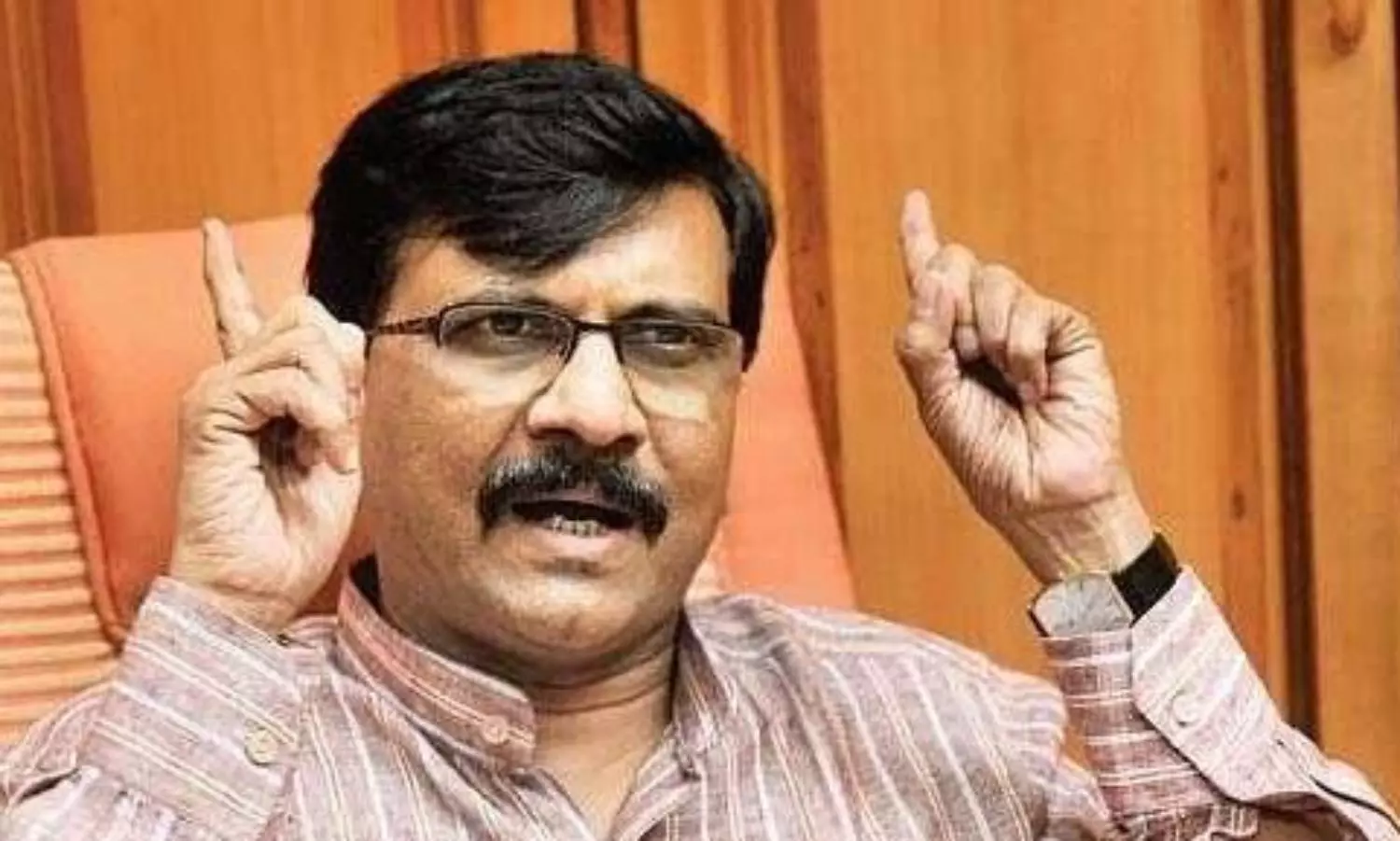 Shiv Sena delegation meets Delhi Police chief, demands cancellation of FIR against Sanjay Raut