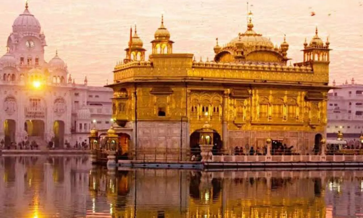 Man lynched in Golden Temple after alleged sacrilege attempt