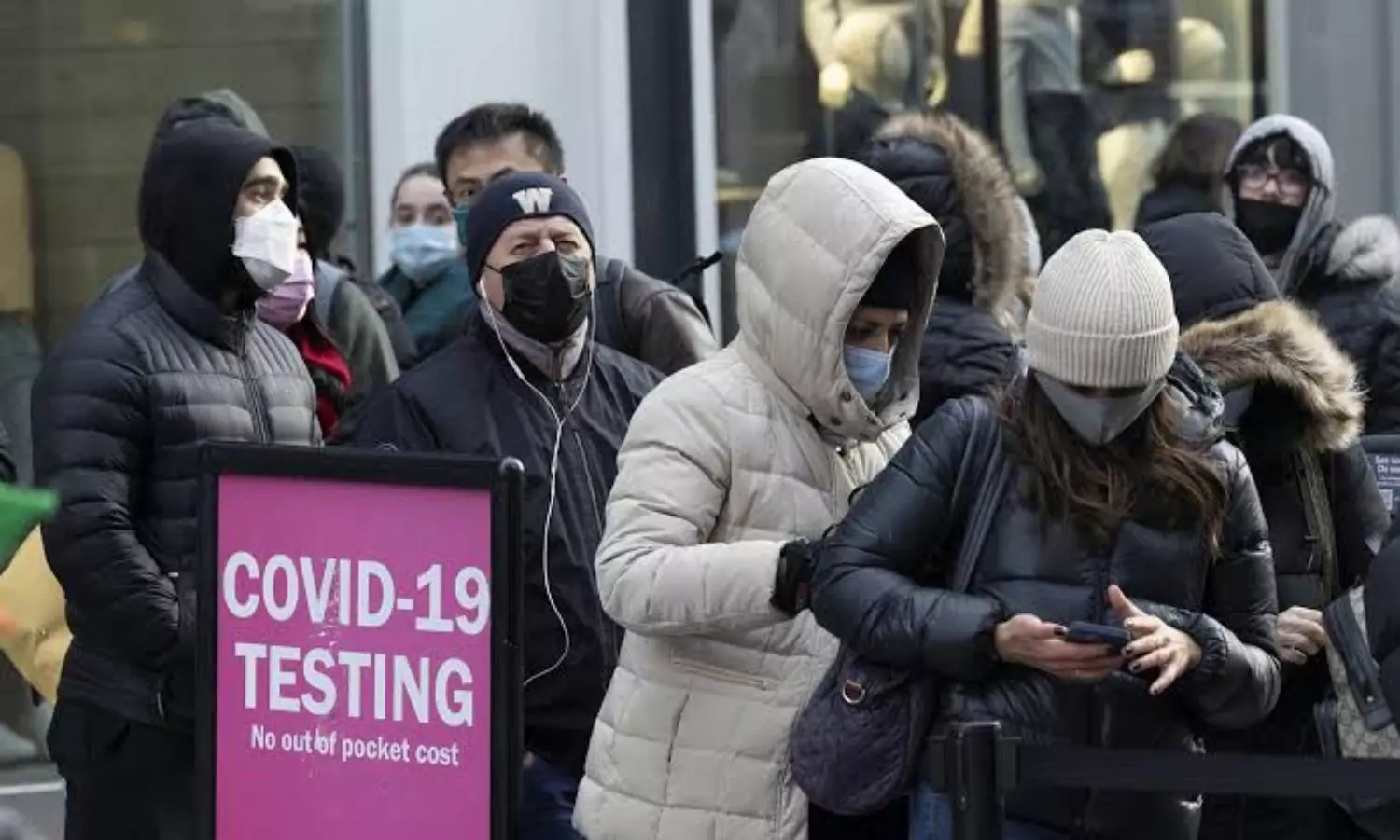 First Omicron death reported in US