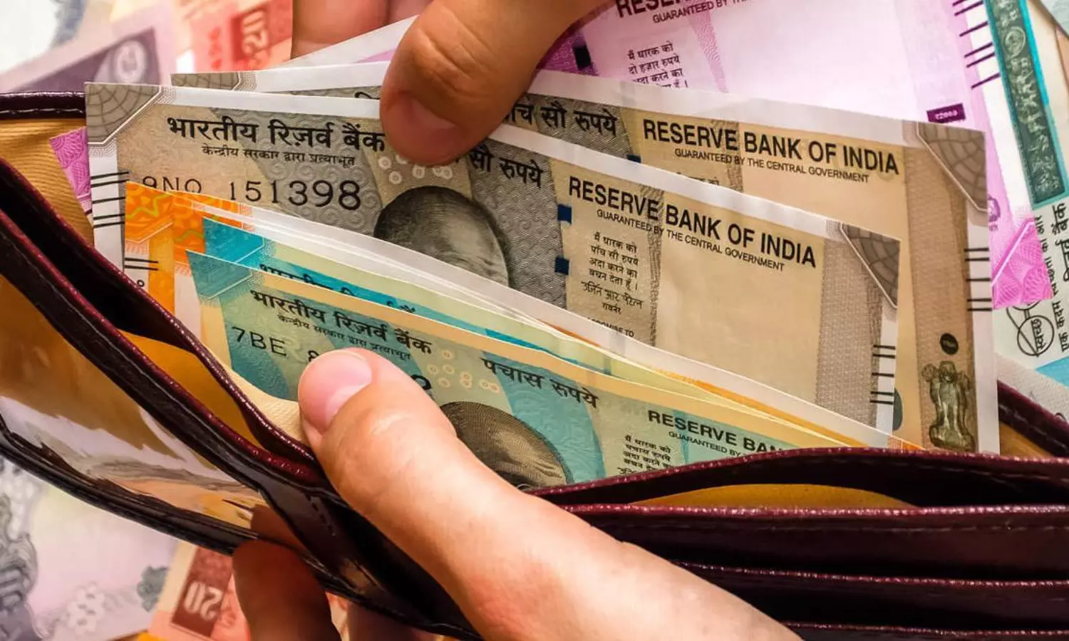 Cash circulation falls but steady, CIC to GDP ratio all-time high