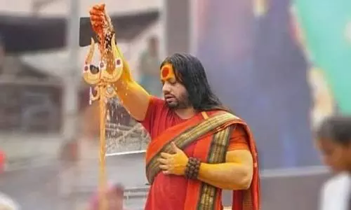 No remorse: Hindu seer stands by derogatory statements on Gandhi